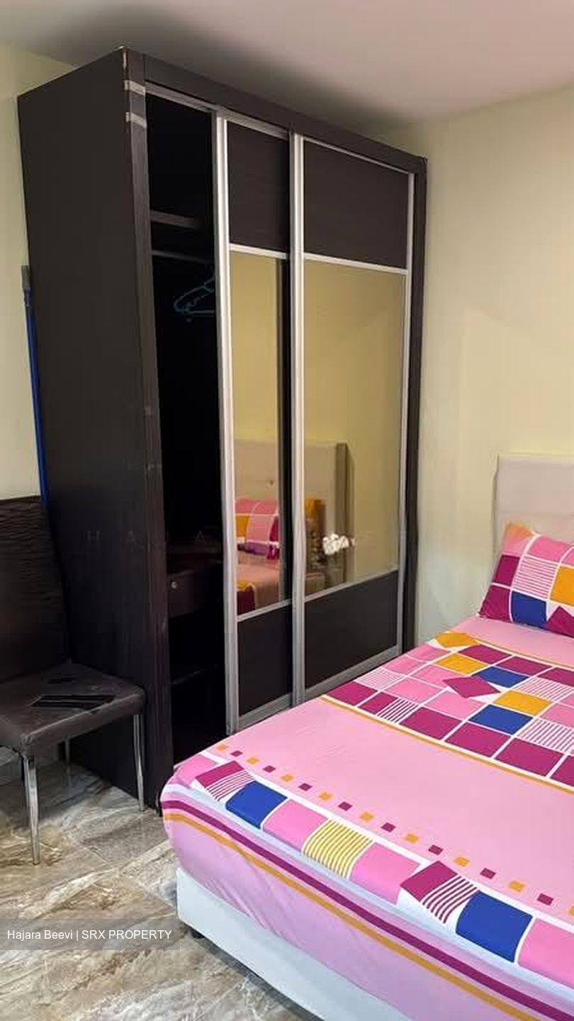 Pasir Panjang Road (D5), Terrace #540386141